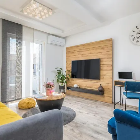 Apartman Nina Fazana Exterior photo